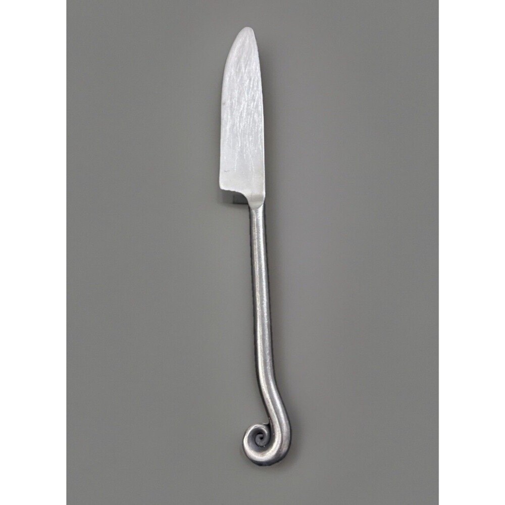 PIER 1 Imports (1) Knife  TREBLE CLEF Stainless 18/10 Approx 9”